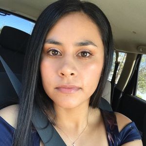 Meet your Posher, Yesica